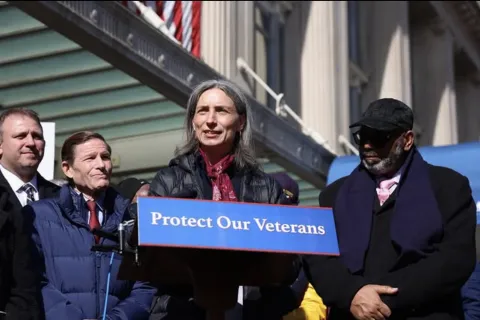 Rep. Dexter speaking on protecting our veterans